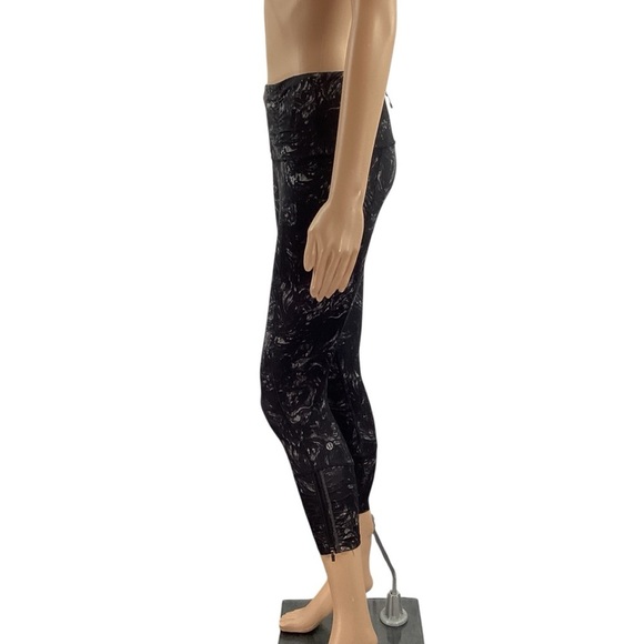 Lululemon Runday Crop *Full-On Luxtreme Arsenal Ambient Grey Black Size 6 - Picture 4 of 7
